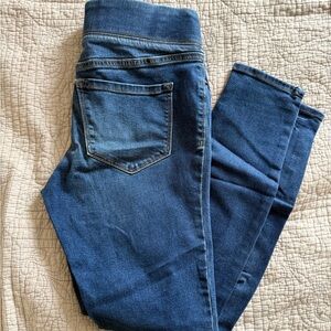 Ripped old navy rockstar super skinny jeggings